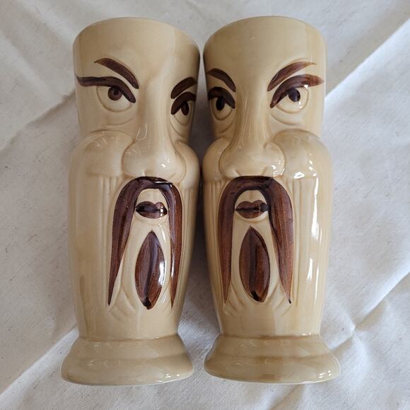 Pair of Dr Fu-Manchu Ceramic Mugs (Benihana?) - Picture 2 of 9